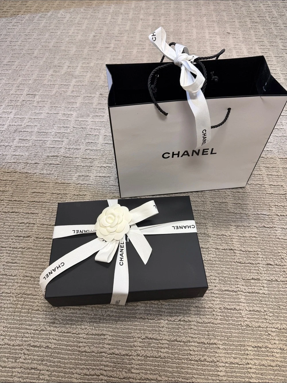 Chanel shopping packaging